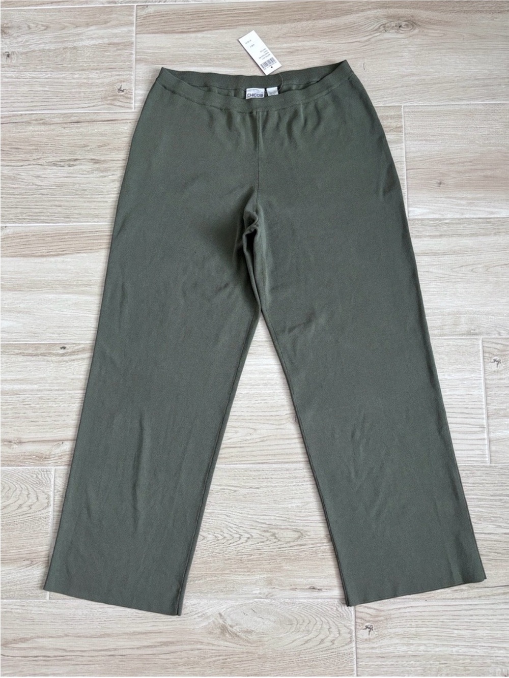 NWT Chico’s Metro Knit Saratoga Pant in Cactus Green Size 3 - Women’s XL